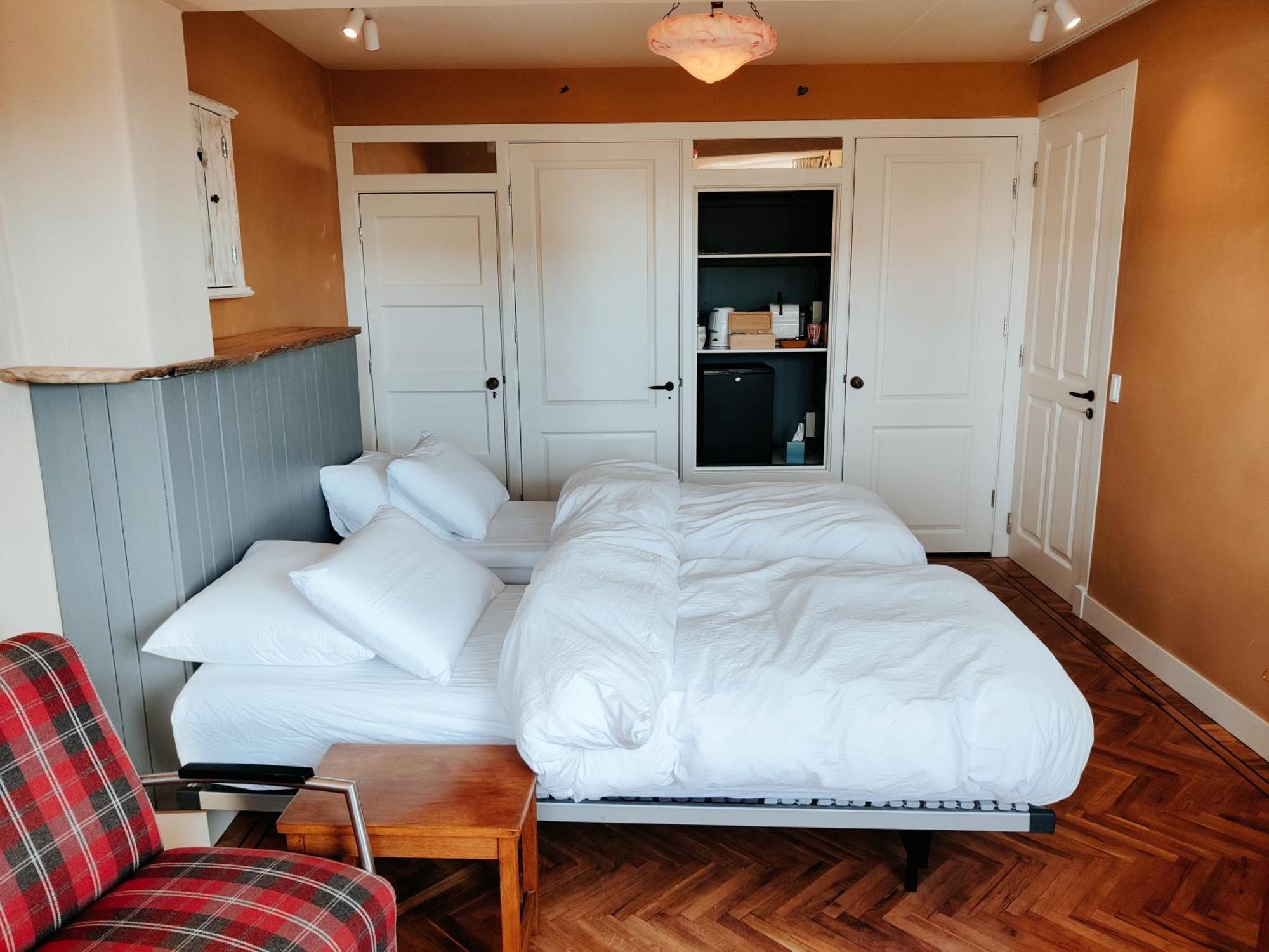 B&B House Of Straw Amsterdam Bagian luar foto