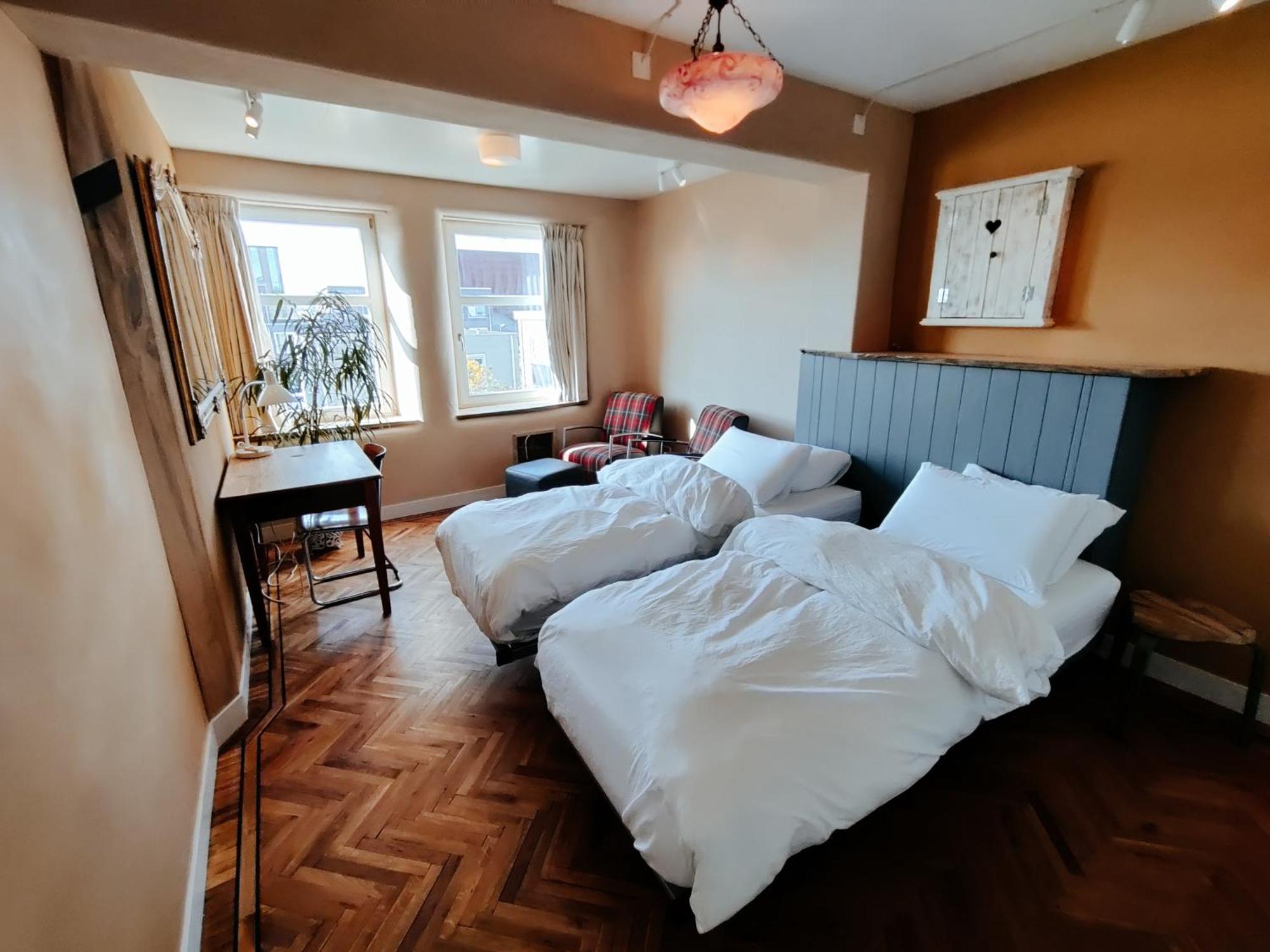 B&B House Of Straw Amsterdam Bagian luar foto